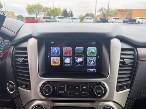 Used 2020 GMC Yukon XL Denali AWD/4WD image 11