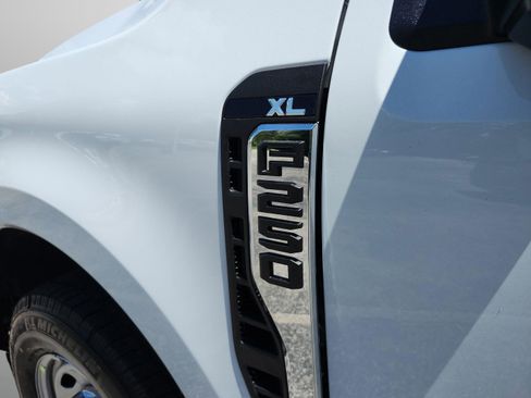 New 2025 Ford F250 XL w/ 360-Degree Camera Package image 28