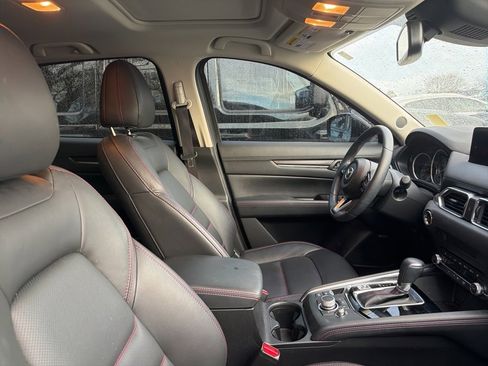 Used 2023 MAZDA CX-5 Carbon Edition image 3
