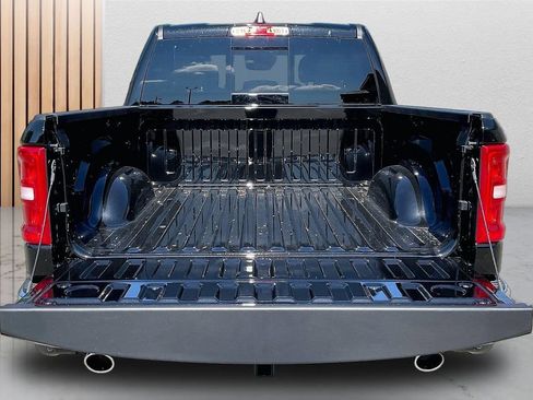 New 2026 RAM 1500 Big Horn AWD/4WD image 23