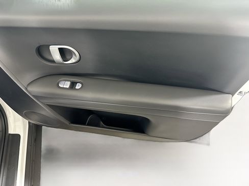 Used 2024 Hyundai Ioniq 5 SEL image 31