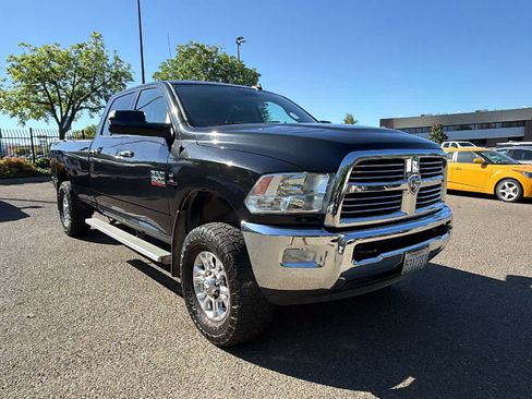 Used 2017 RAM 2500 Big Horn AWD/4WD image 3