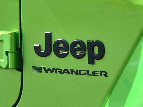 New 2026 Jeep Wrangler Unlimited Rubicon AWD/4WD image 15