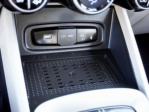 Certified 2026 Hyundai Venue SEL FWD image 29