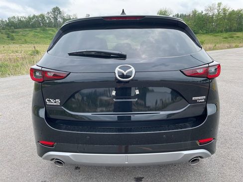 New 2025 MAZDA CX-5 Signature image 8