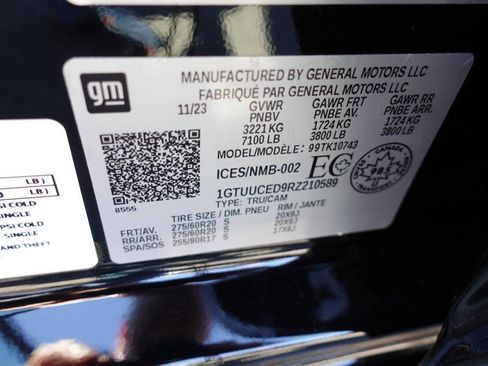 Used 2024 GMC Sierra 1500 Elevation w/ Preferred Package AWD/4WD image 17