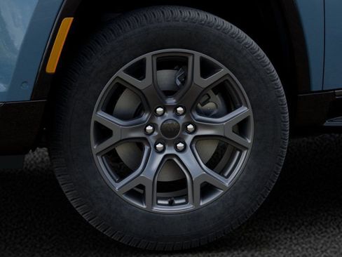 New 2026 Jeep Grand Wagoneer Limited AWD/4WD image 8