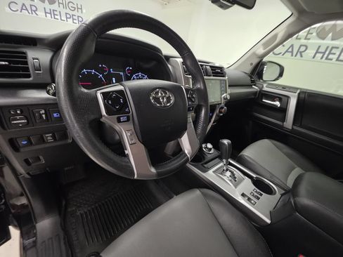Used 2021 Toyota 4Runner SR5 Premium w/ Moonroof Package AWD/4WD image 21