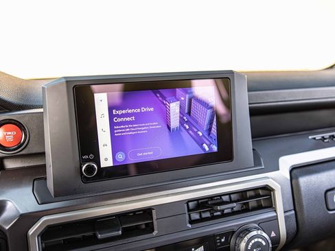 Used 2025 Toyota Tacoma TRD Sport image 25