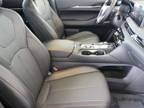 Certified 2025 INFINITI QX60 Sensory w/ Vision Package AWD/4WD image 51