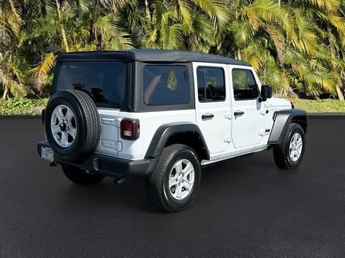 Used 2022 Jeep Wrangler Unlimited Sport image 5