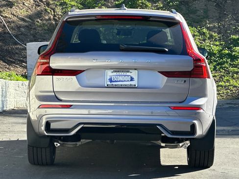 New 2026 Volvo XC60 B5 Ultra image 6