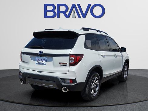 Used 2022 Honda Passport TrailSport image 4