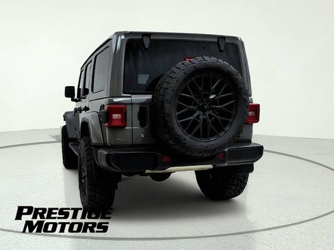 Used 2020 Jeep Wrangler Unlimited Sahara AWD/4WD image 6