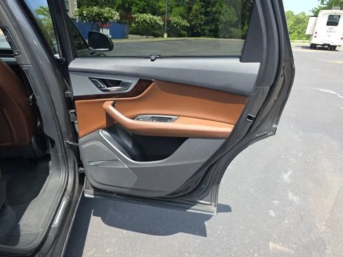 Used 2019 Audi Q7 2.0T Premium Plus w/ Premium Plus Package AWD/4WD image 55