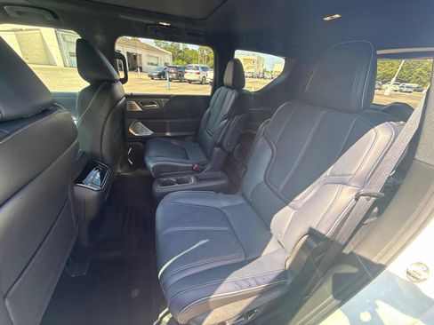 Used 2026 INFINITI QX80 4WD w/ Sport Exterior Package image 12