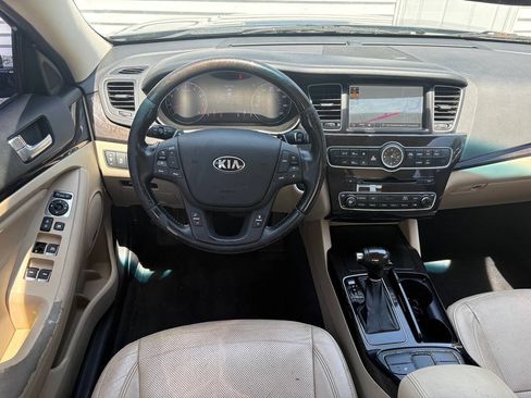Used 2014 Kia Cadenza Premium FWD image 10