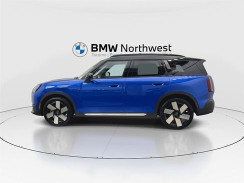 Used 2025 MINI Cooper Countryman S w/ Comfort Package Max image 11