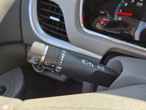 Used 2015 Chevrolet Traverse LT AWD/4WD image 26