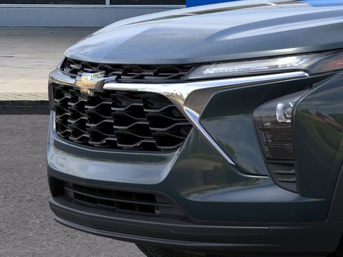 New 2026 Chevrolet Trax LS w/ LS Convenience Package FWD image 37