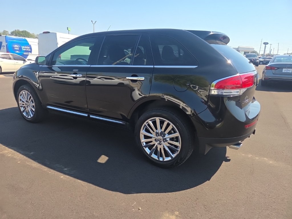 Used 2015 Lincoln MKX FWD w/ Equipment Group 102A image 7