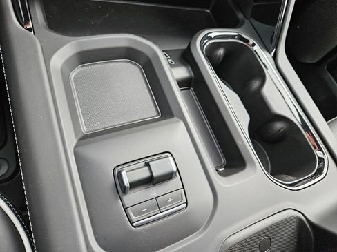 New 2026 GMC Sierra 2500 AT4X AWD/4WD image 31