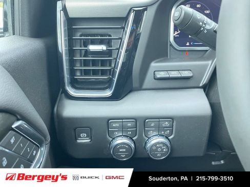 New 2026 GMC Sierra 3500 Denali w/ Denali Reserve Package AWD/4WD image 19