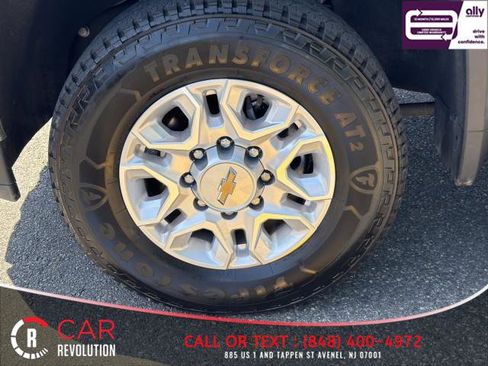 Used 2022 Chevrolet Silverado 2500 LT w/ Convenience Package image 13
