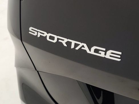 Used 2024 Kia Sportage SX FWD image 4