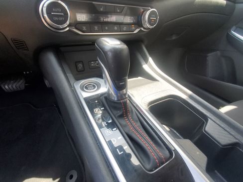 Used 2025 Nissan Sentra SR FWD image 14