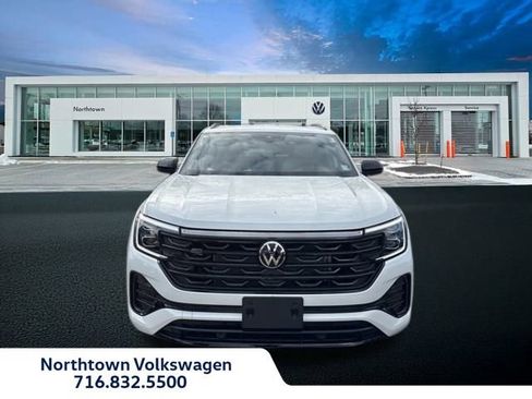 New 2026 Volkswagen Atlas Cross Sport SEL R-Line AWD/4WD image 2