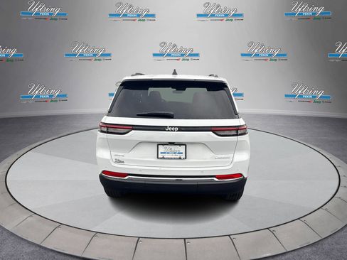 New 2025 Jeep Grand Cherokee Laredo X w/ Luxury Tech Group I image 4