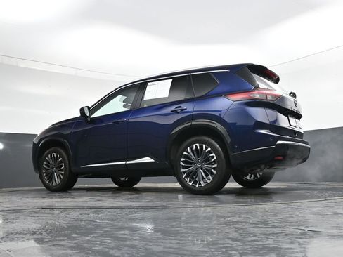 Used 2024 Nissan Rogue Platinum w/ Platinum Premium Package image 42