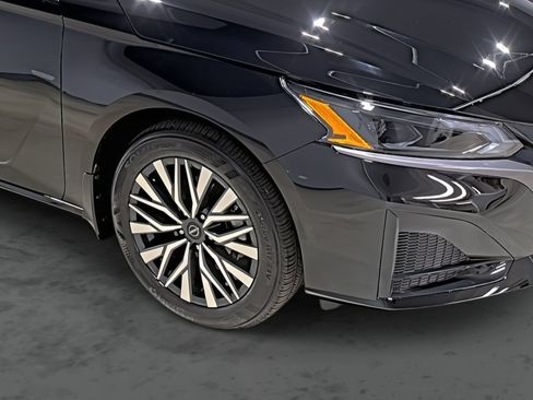 New 2026 Nissan Altima 2.5 SV AWD/4WD image 15
