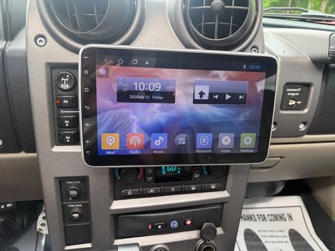 Used 2003 HUMMER H2 w/ Preferred Equipment Group AWD/4WD image 19