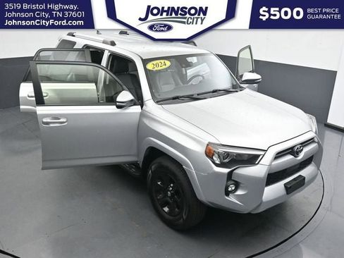 Used 2024 Toyota 4Runner SR5 Premium AWD/4WD image 45