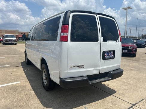 Used 2016 Chevrolet Express 2500 LS image 10