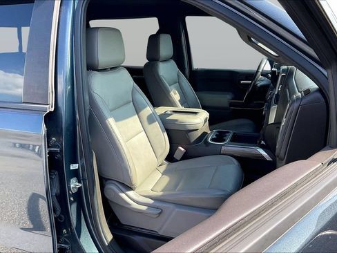 Used 2020 Chevrolet Silverado 1500 RST AWD/4WD image 7