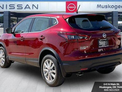 Used 2022 Nissan Rogue Sport S FWD image 4
