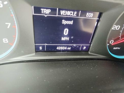 Certified 2022 Chevrolet Traverse LS image 21