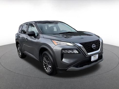 Used 2023 Nissan Rogue S AWD/4WD image 3