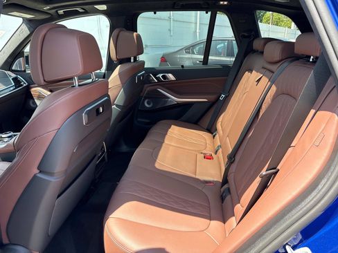 Used 2025 BMW X5 M60i image 14