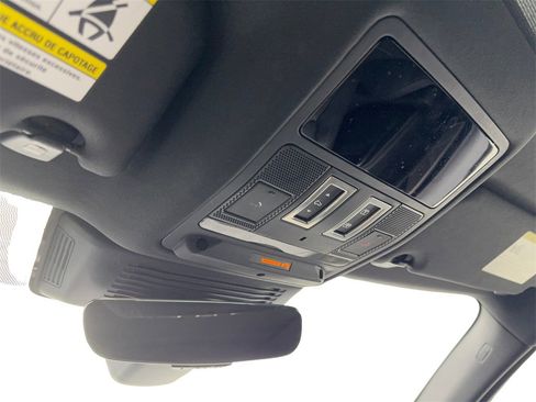 Used 2024 Jaguar F-PACE R-Dynamic S image 69