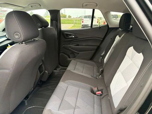 New 2026 Chevrolet Trax LS w/ LS Convenience Package FWD image 11