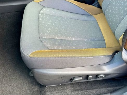 Certified 2025 Subaru Crosstrek 2.5i Sport w/ Crosstrek Mirror Package image 26