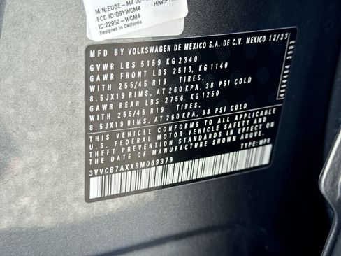 Used 2024 Volkswagen Tiguan SE R-Line FWD image 42