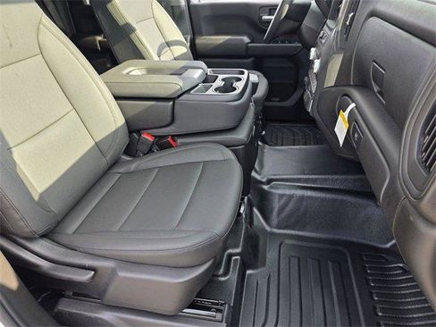 New 2026 GMC Sierra 2500 Pro image 16