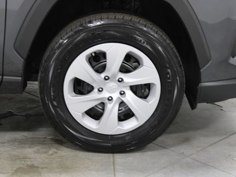 Used 2025 Toyota RAV4 LE AWD/4WD image 12