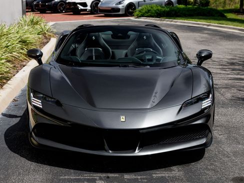 Used 2024 Ferrari SF90 Spider AWD/4WD image 8