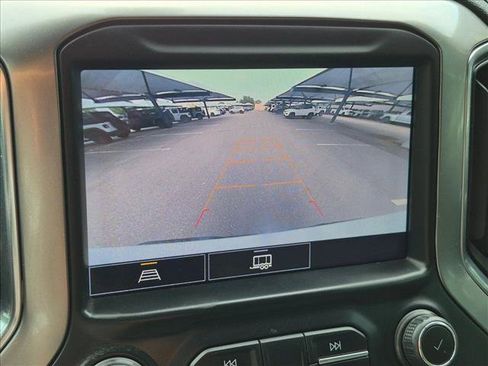 Used 2022 Chevrolet Silverado 1500 LT Trail Boss w/ Convenience Package II AWD/4WD image 14